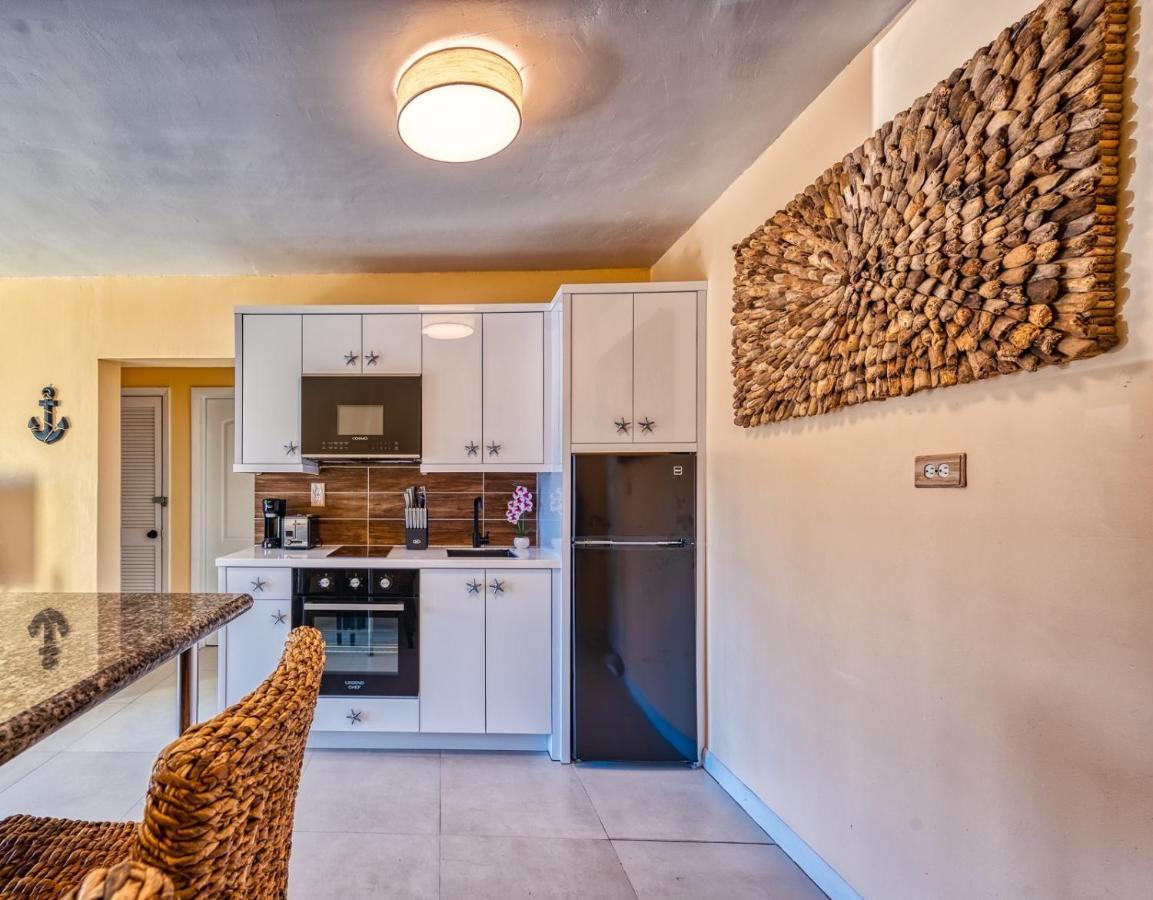 Apartment In Downtown At The Beach Nassau Esterno foto