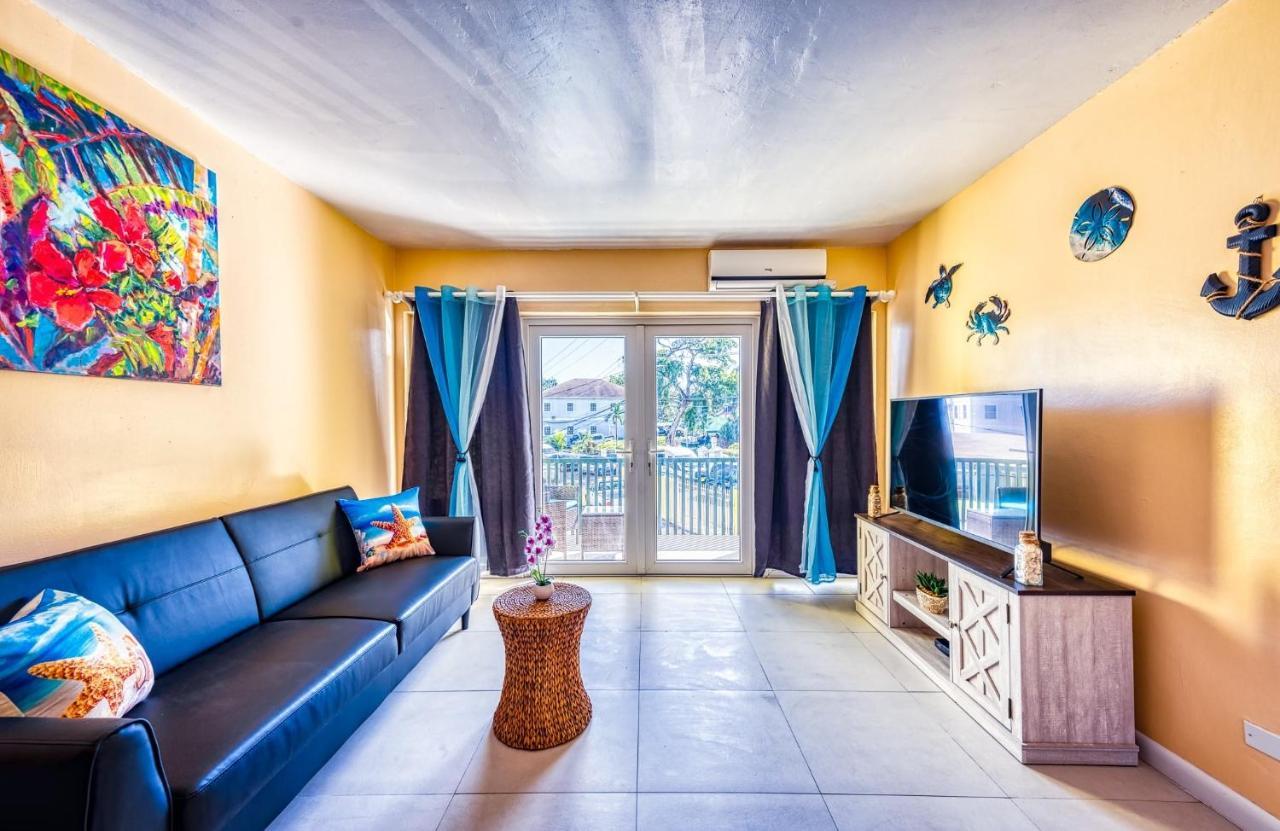 Apartment In Downtown At The Beach Nassau Esterno foto