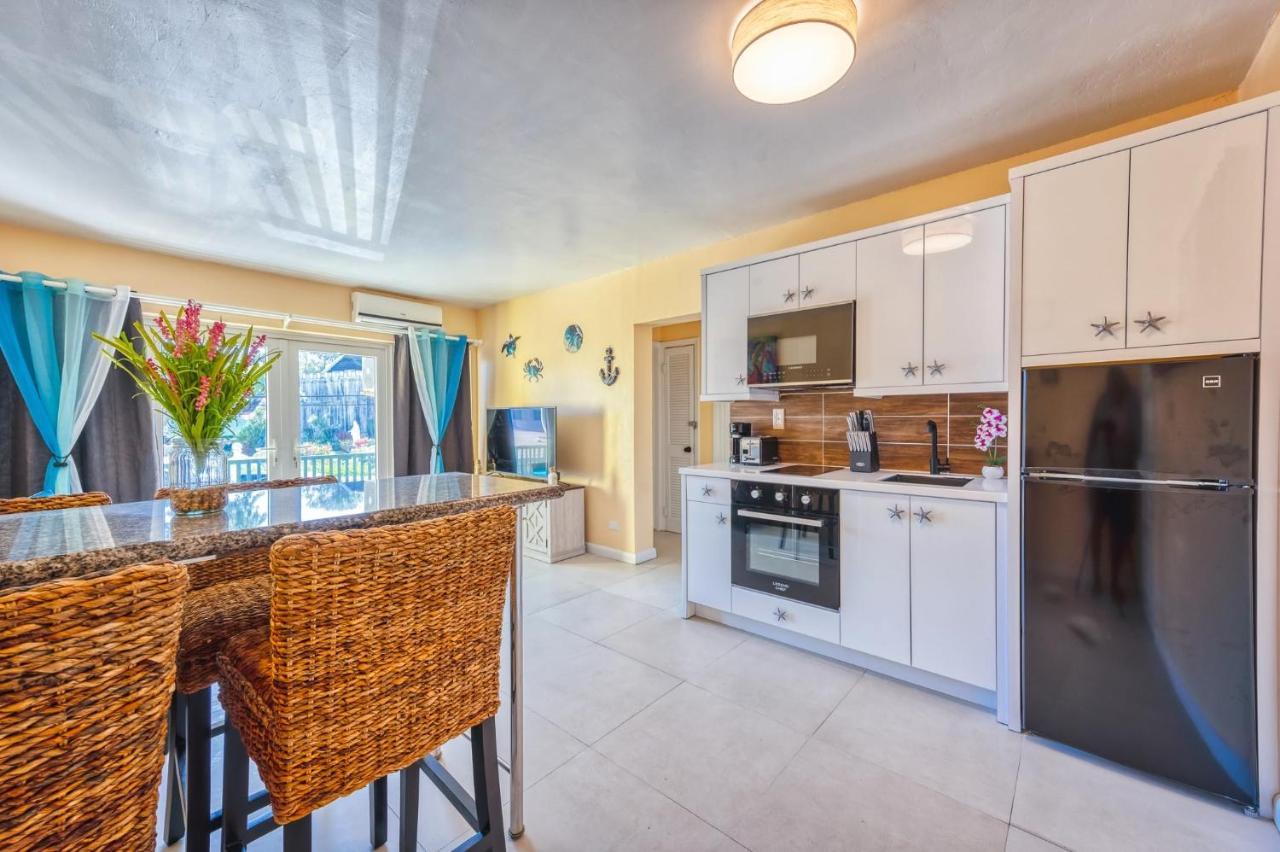 Apartment In Downtown At The Beach Nassau Esterno foto