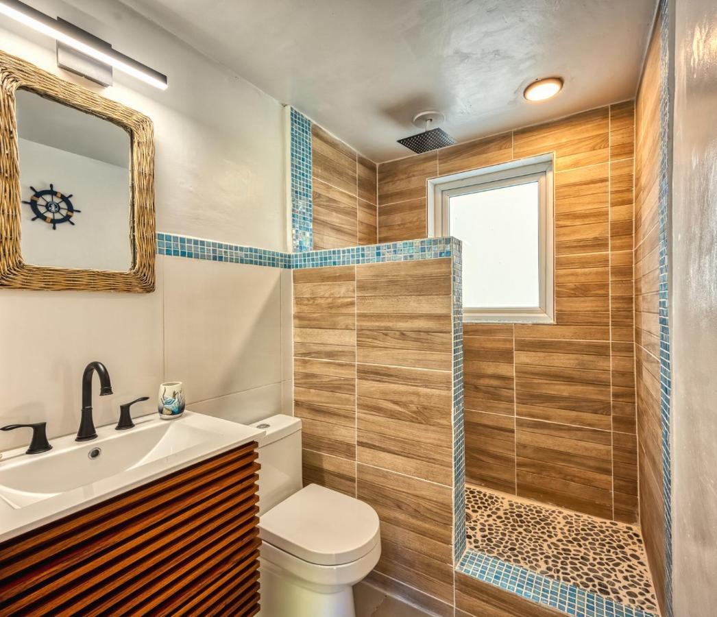 Apartment In Downtown At The Beach Nassau Esterno foto