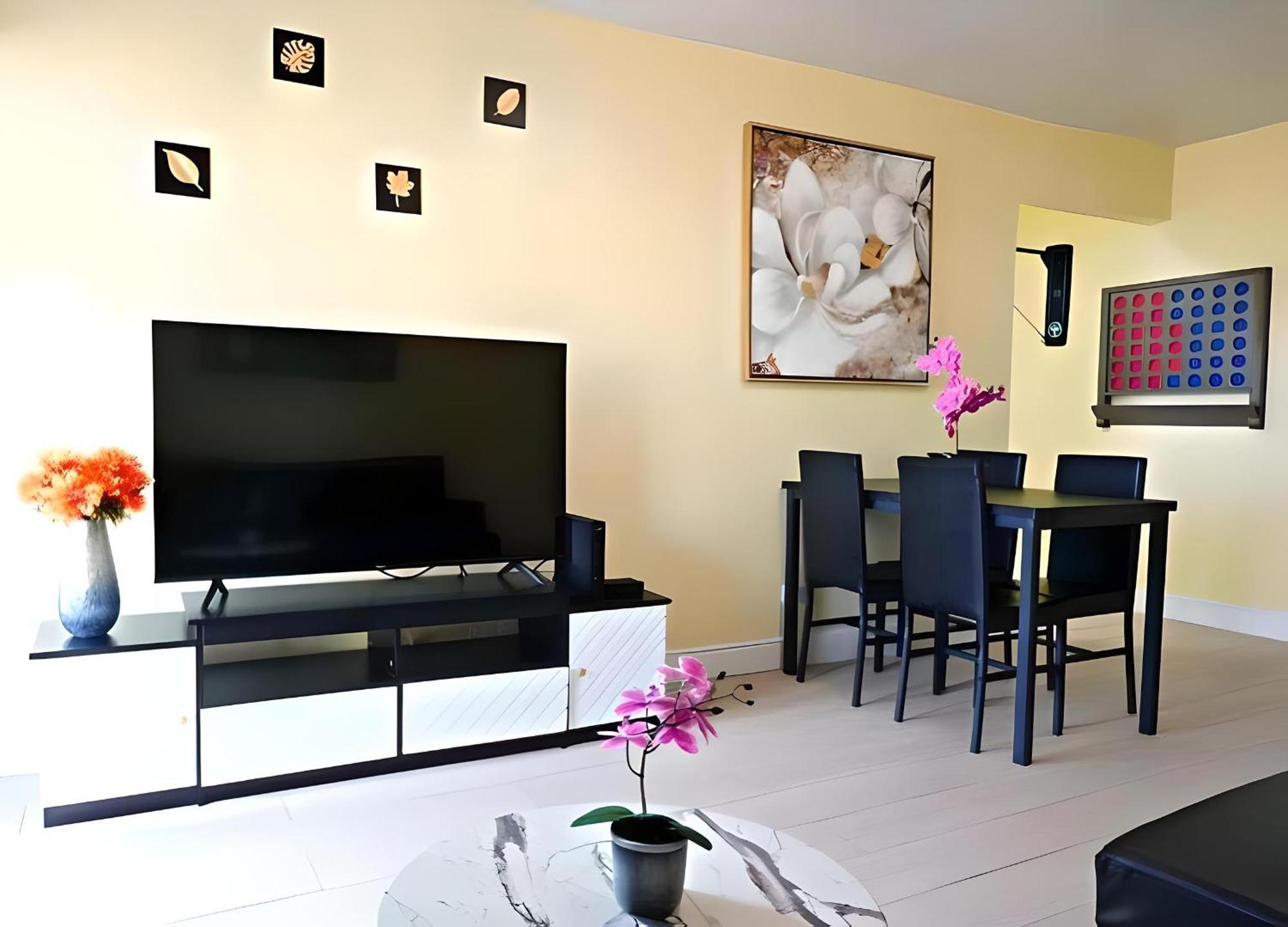Apartment In Downtown At The Beach Nassau Esterno foto