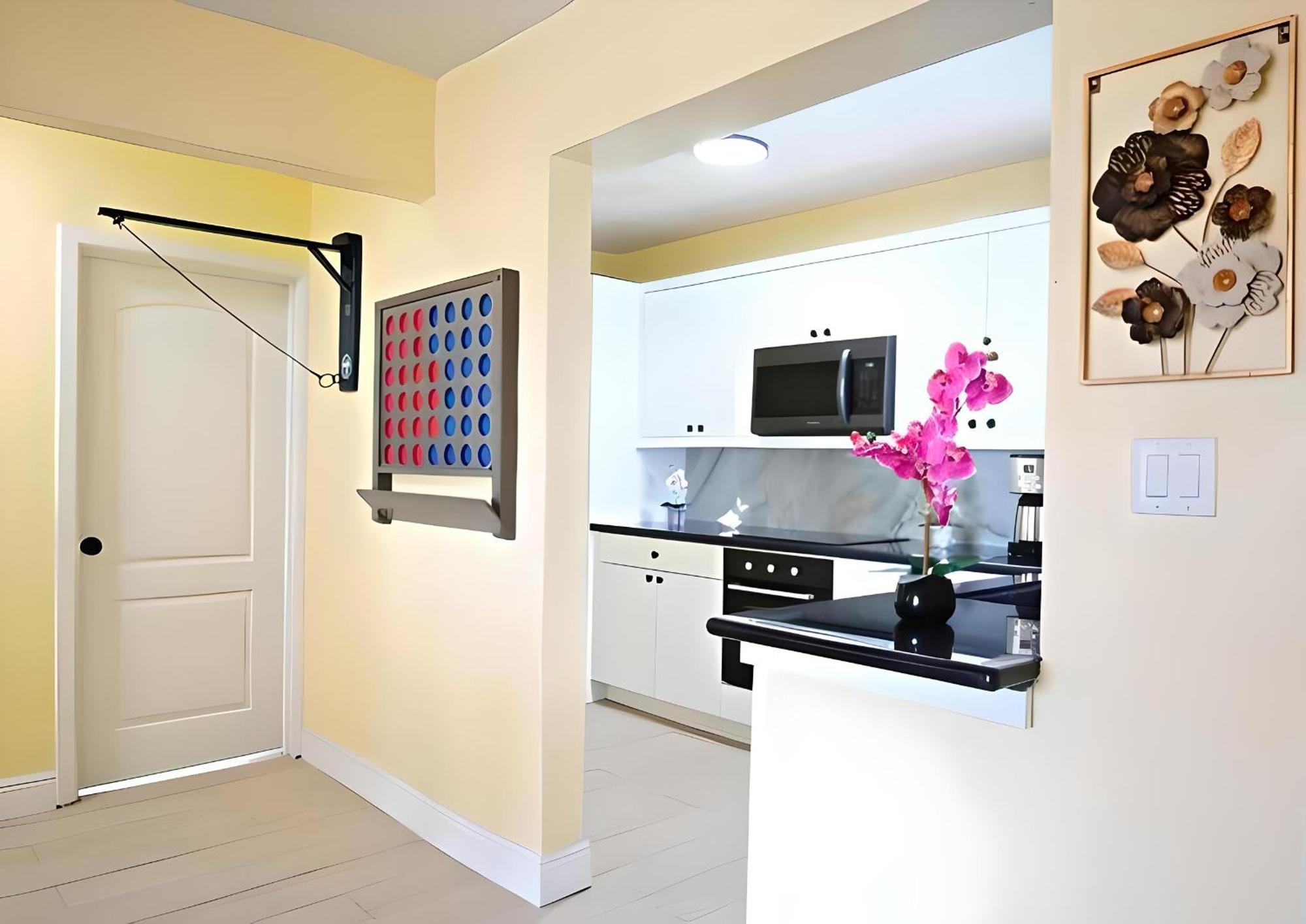 Apartment In Downtown At The Beach Nassau Esterno foto